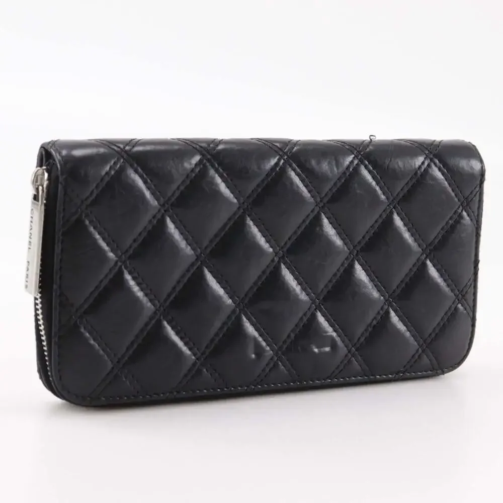 CHANEL Black Lambskin Leather Wallet